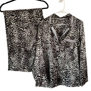 Jaclyn Smith Black and White Animal Print Pajama Set
